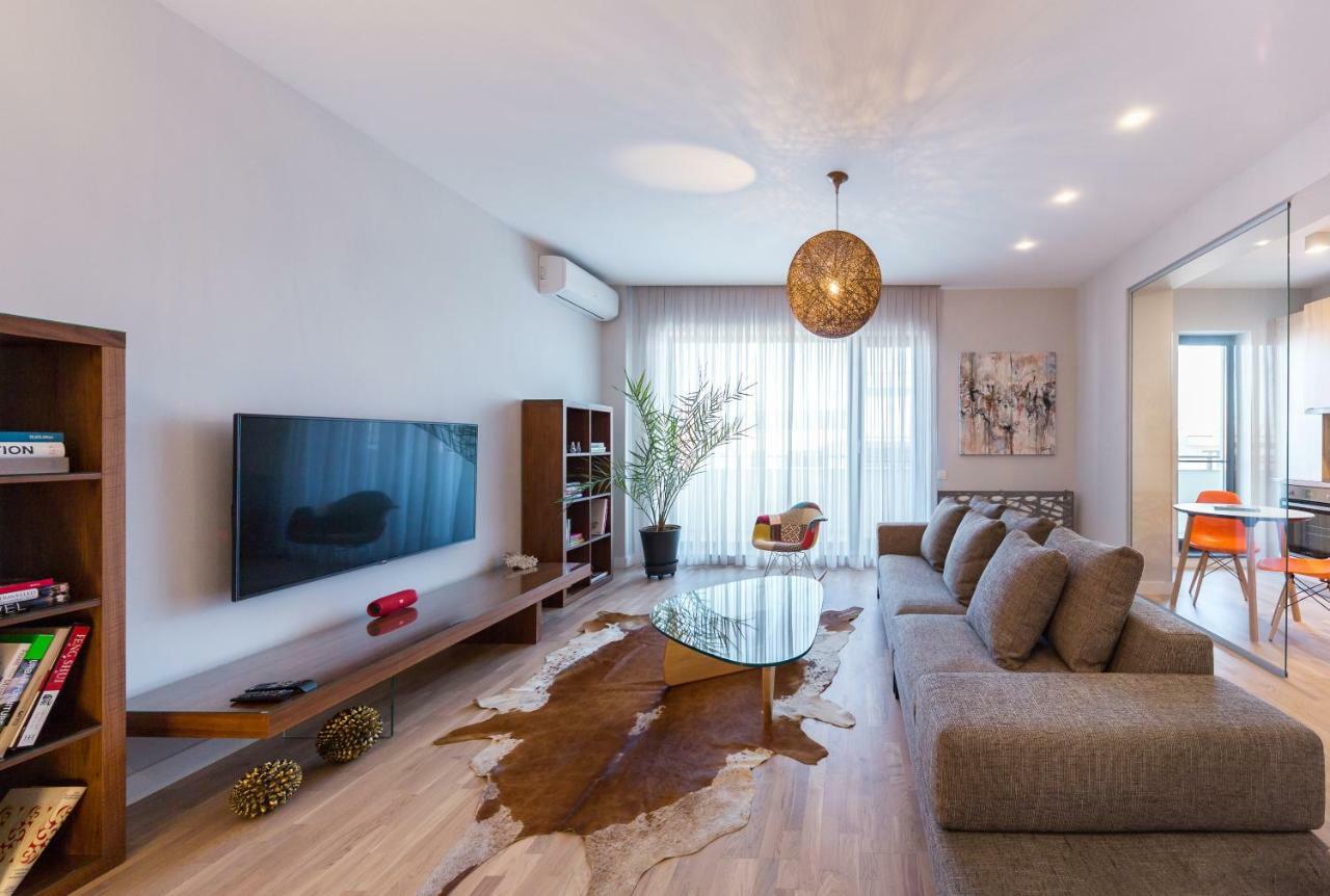 The Shades Of Grey-tranquil 4th-floor Baneasa Area * 布加勒斯特